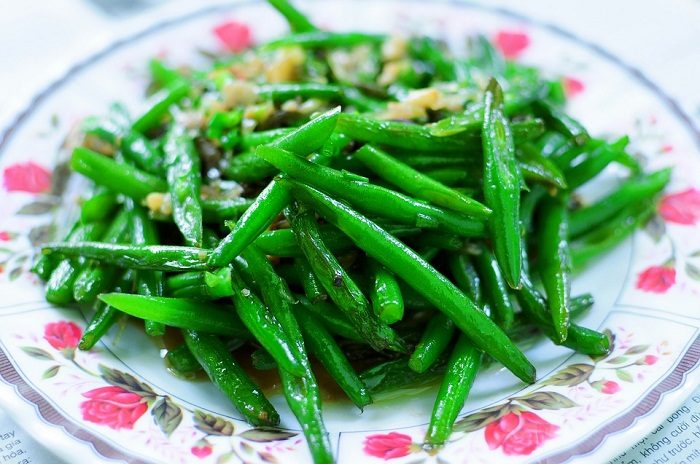 Green Beans with Butter and Herbs recipe
