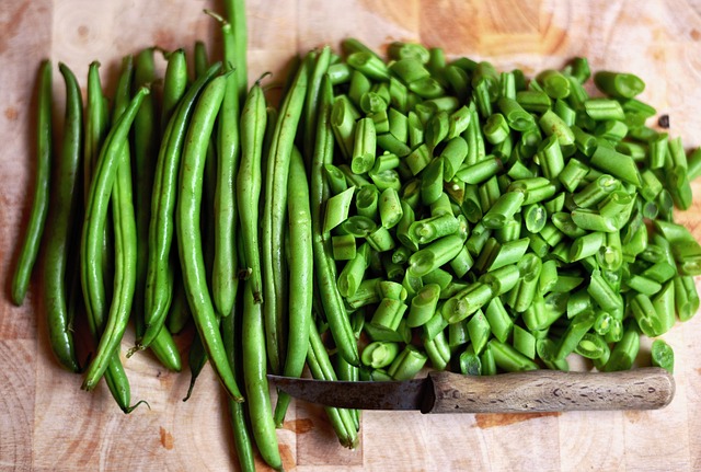 Cherry Tomatoes with Green Beans